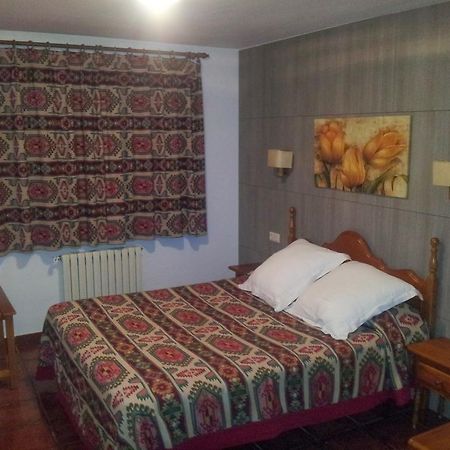 Apartamentos Petronilla Benasque Quarto foto